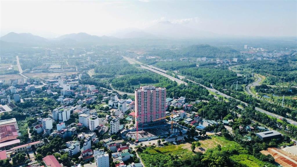 Đất tái định cư bình yên gần đại học fpt