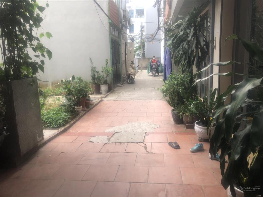 Cần bán mảnh đất 201m2, mt 18 mét chia được 4 lô, hàng của cô họ giá chỉ 35,5 tỷ gia lộc nhỏ thui ạ