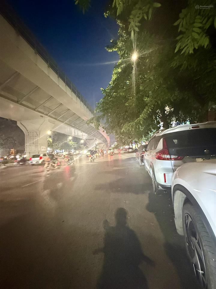 Diện tích 45m /5 tầng, 9 tỷ. phố minh khai hai bà trưng.