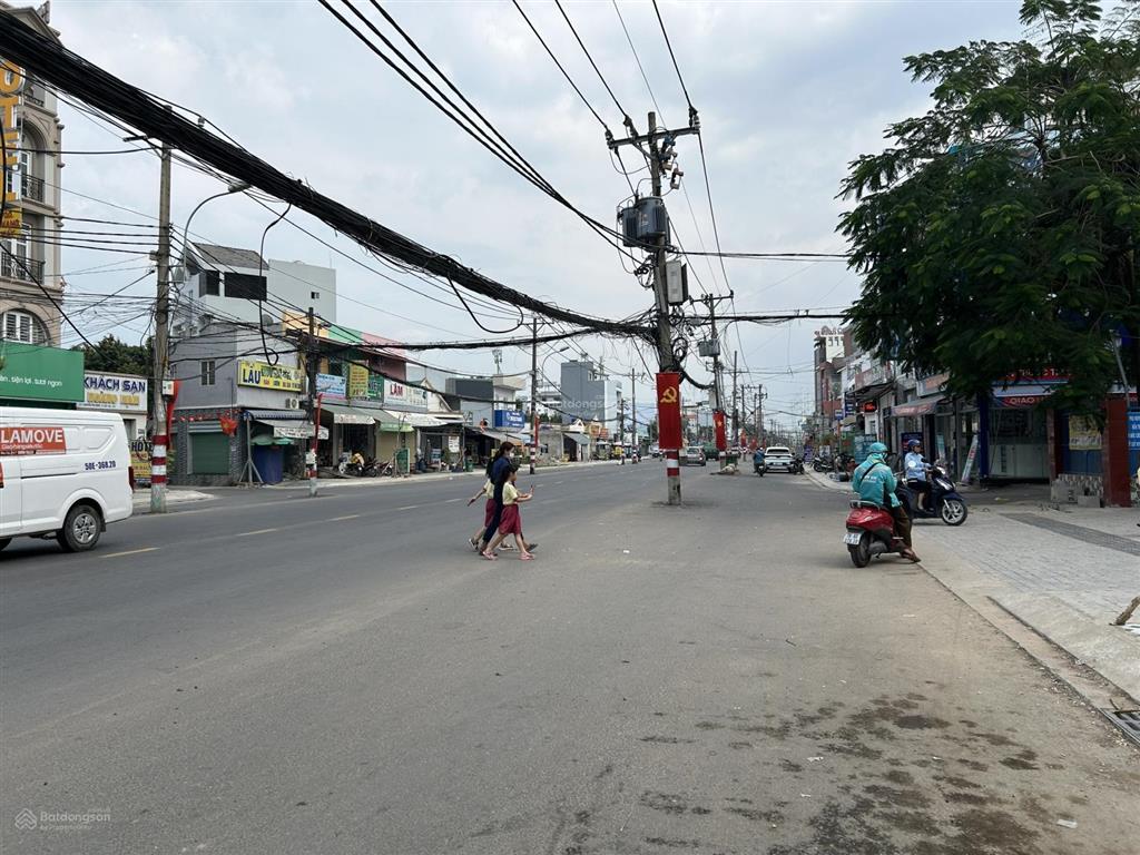 Nhà 140m mặt tiền nguyễn thị định gần lê văn thịnh 24 tỷ