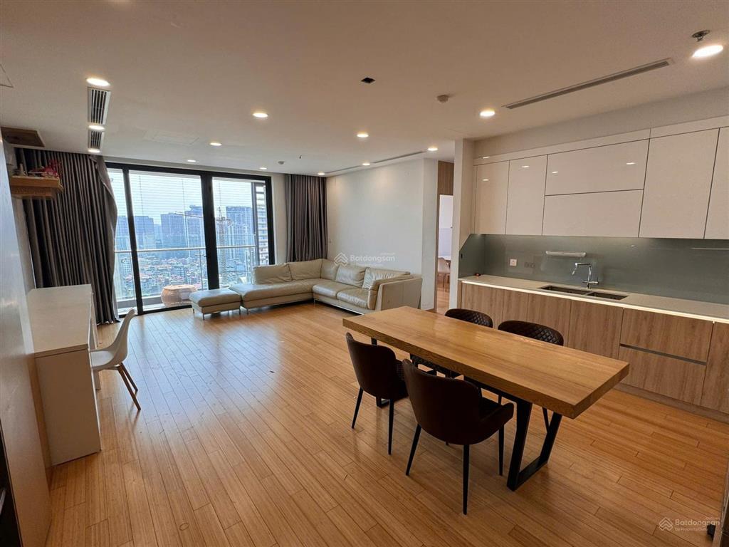Chủ nhà cần bán gấp 3n2vs 104m tại the zei, tầng trung view đẹp giá 8,2 tỷ bao hết thuế phí
