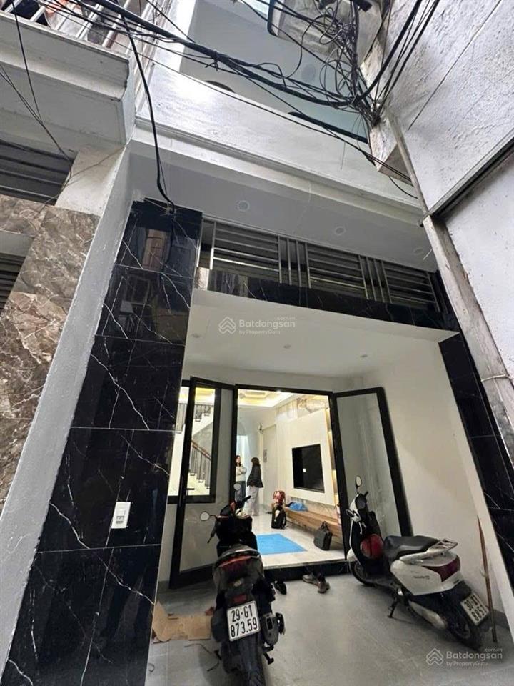 Bán gấp nhà 3 tầng thang máy full nội thất siêu đẹp, ngay mặt phố trung văn, dt 66m2 chỉ 9.6 tỷ