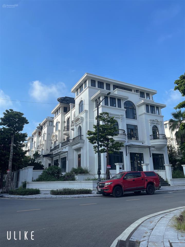 Bán biệt thự louis city hoàng mai dt 275 mét 5 tầng mt 12 mét giá 65 tỷ