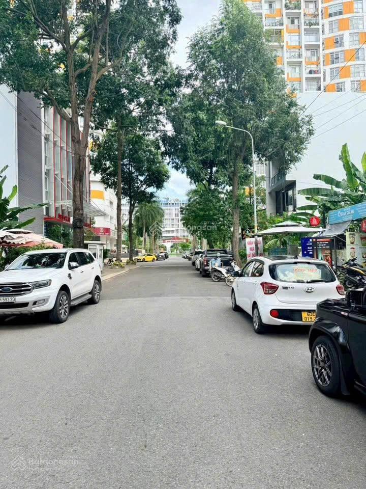 Bán nhà phố kdc conic diện tích 140m | giá 12,5 tỷ