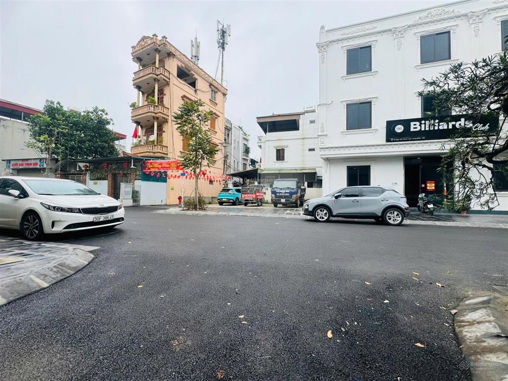 Hiếm! đất đẹp 201 phúc lợi 34m, 1 nhà ra mặt phố, ngõ ô tô, kinh doanh, sầm uất, 5.2 tỷ