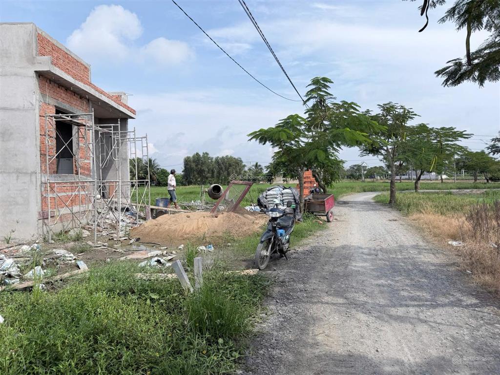Chủ cần bán gấp nền 140m2 thổ cư tân lân | 690 triệu