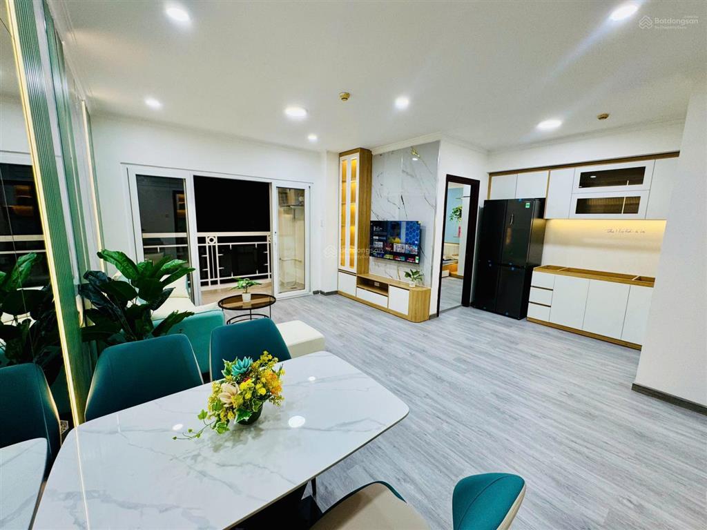 Hàng ngộp, giá rẻ cho những ai cần mua ở, dt 80m2, 3 phòng ngủ 2wc, giá 3 tỷ 8 có sổ, lotus garden