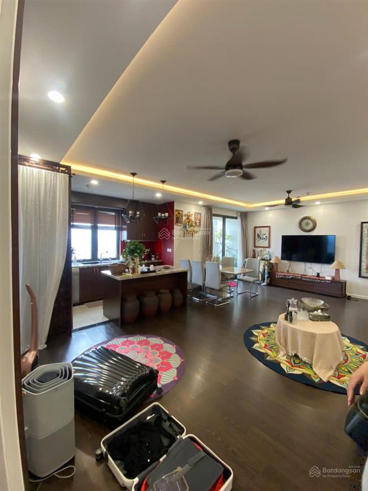Sổ đỏ chính chủ bán căn góc 98m imperia sky garden, giá 9.5 tỷ có tl. 0972 811 ***