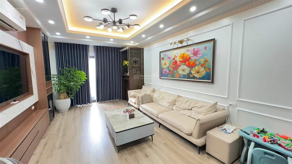 Trần đại nghĩa, lô góc 30m ra ô tô, ngõ thông, 40m2 x 5 tầng, quy hoạch ổn định