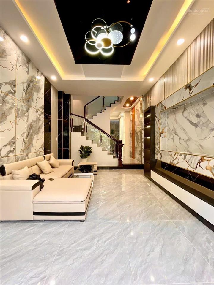 Nhà đẹp dọn vào ở ngay, hẻm xe hơi thông lê văn việt hơn 7 tỷ