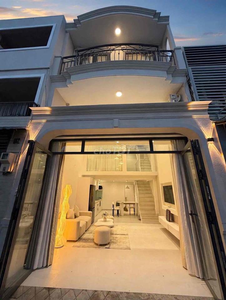 Bán Nhà Hẻm Xe Hơi 413 Lê Văn Sỹ Quận 3, DT: 4.2 x 8.5m, Trệt Lững Lầu