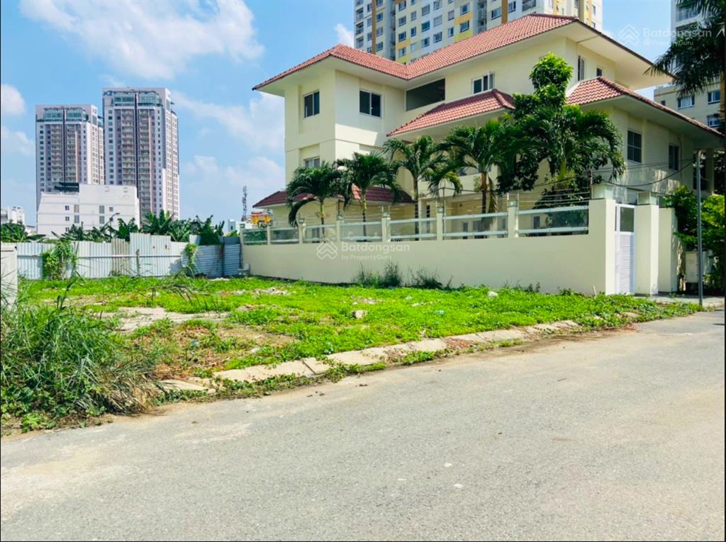 Bán đất khu biệt thự phân lô đẹp thảo điền 317m2 189 tr/m2