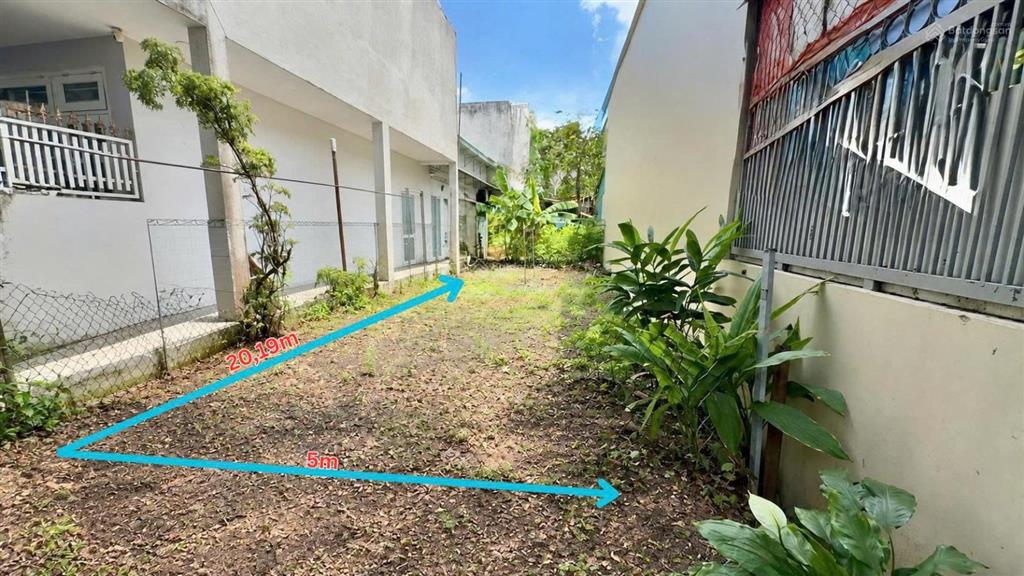 Thanh lý tài sản 100m2 đất hxh tại long trườngsổ vuông vứckhông lỗi phong thủy