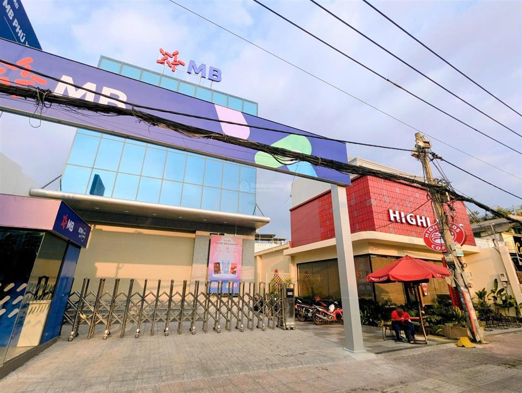 Siêu to khan hiếm mặt tiền huỳnh tấn phát, quận 7, dt 22x35m, 3 tầng, hđt 250tr, giá chỉ 80 tỷ