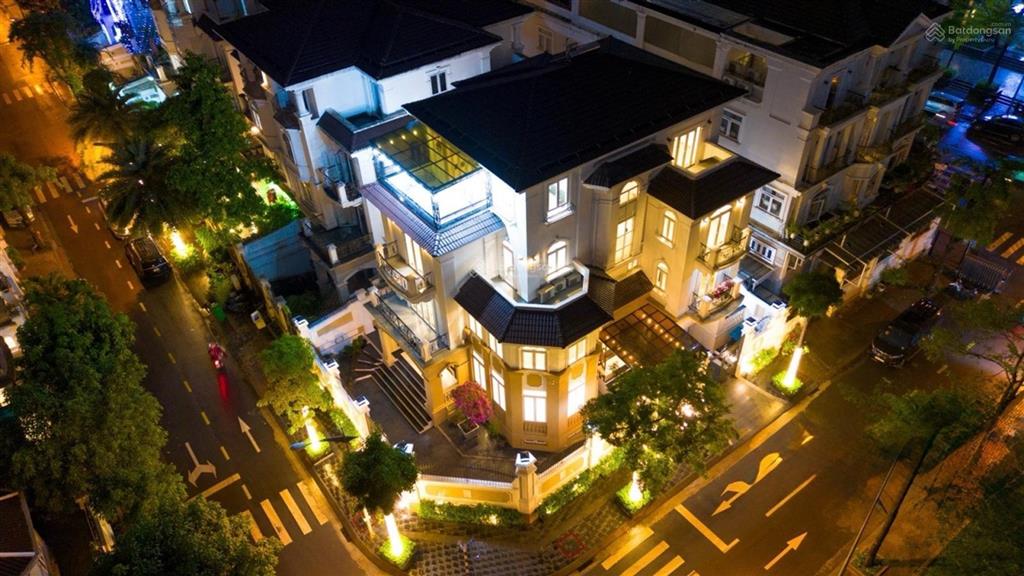 Biệt thự góc 2 mặt tiền 330m2 cityland nguyễn thị thập q7 88,5 tỷ