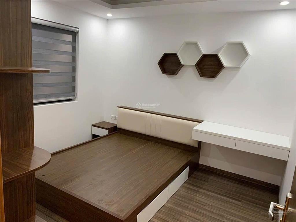 Bán chung cư bình minh garden đức giang 96m 4 ngủ full nt 6,45 tỷ