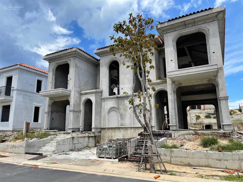 Biệt thự biển novaworld hồ tràm trực diện biển, giá hợp lý cđt 2019 cạnh hồ bơi đẹp hồ tràm