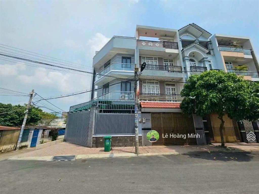 Nhà phố 5,5m x 18m. 3 tầng view công viên 1/ hẻm 12m thông nguyễn thị búp