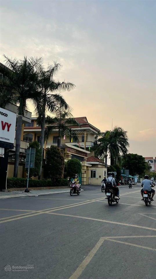 Giảm mạnh còn 29 tỷ, bán gấp 542m2 đất mặt tiền lê lợi, thị trấn hóc môn