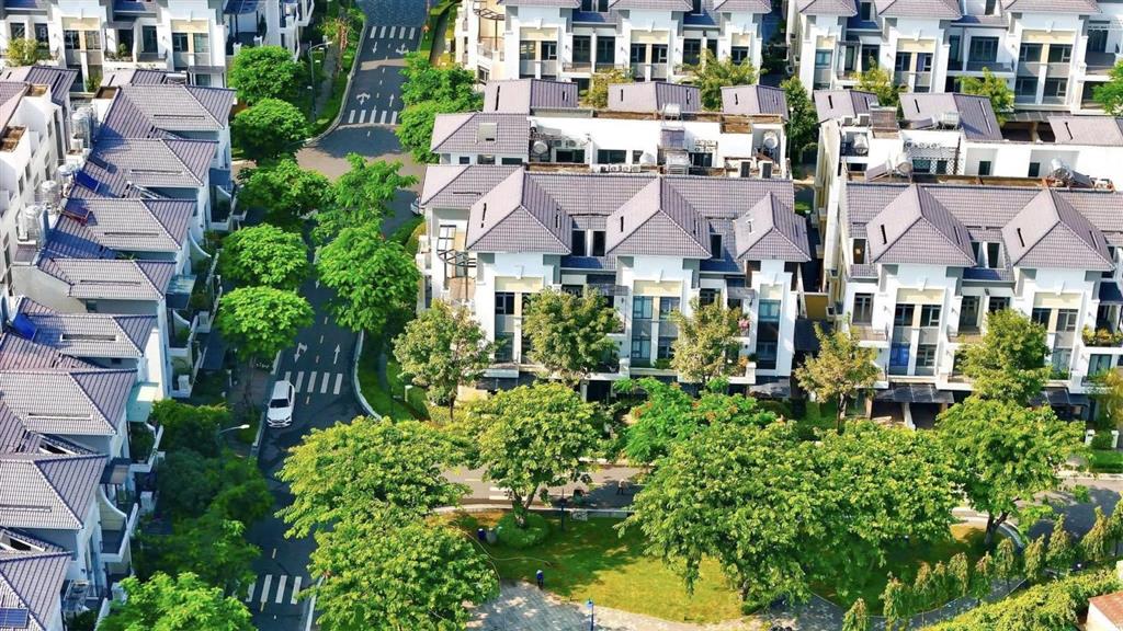 Cần bán căn đẹp verosa park 85m2 giá 17 tỷ view thoáng, sổ hồng riêng. gọi phước