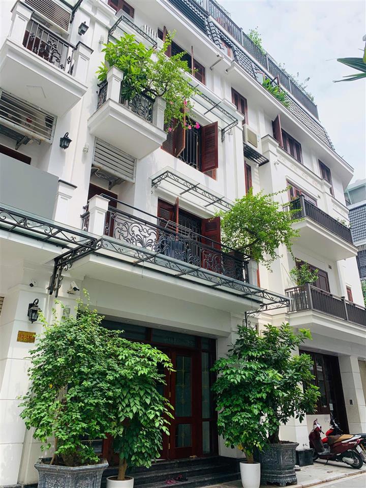 Siêu phẩm biệt thự 4 tầng tầm nhìn triệu đô view công viên giá 39 tỷ