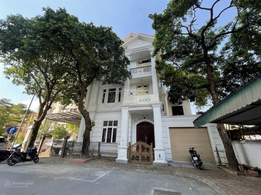 Bán căn biệt thự lô góc siêu đẹp khu phân lô quân đội ba đình. 141 m, 36 tỷ