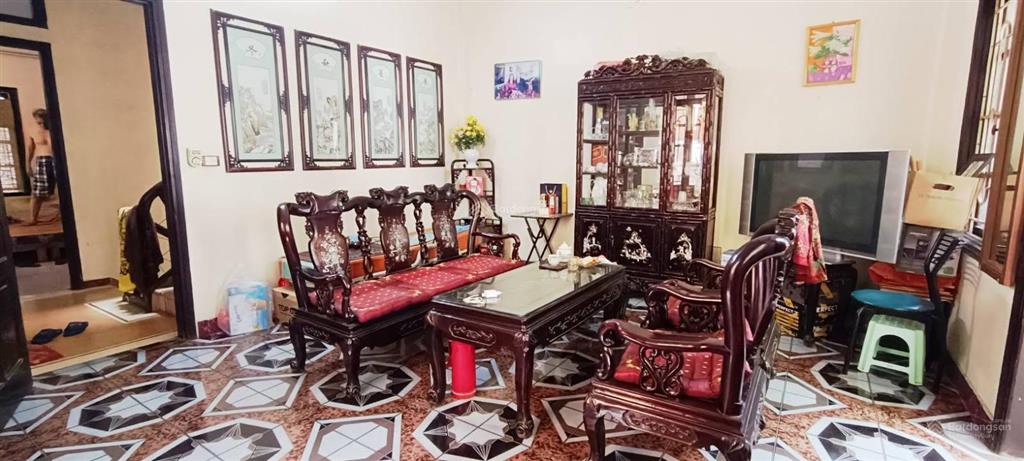 Bán nhà có lộc tại phố kim mã lô góc 2 mặt ngõ ô tô, đỗ quanh nhà cách phố 30m