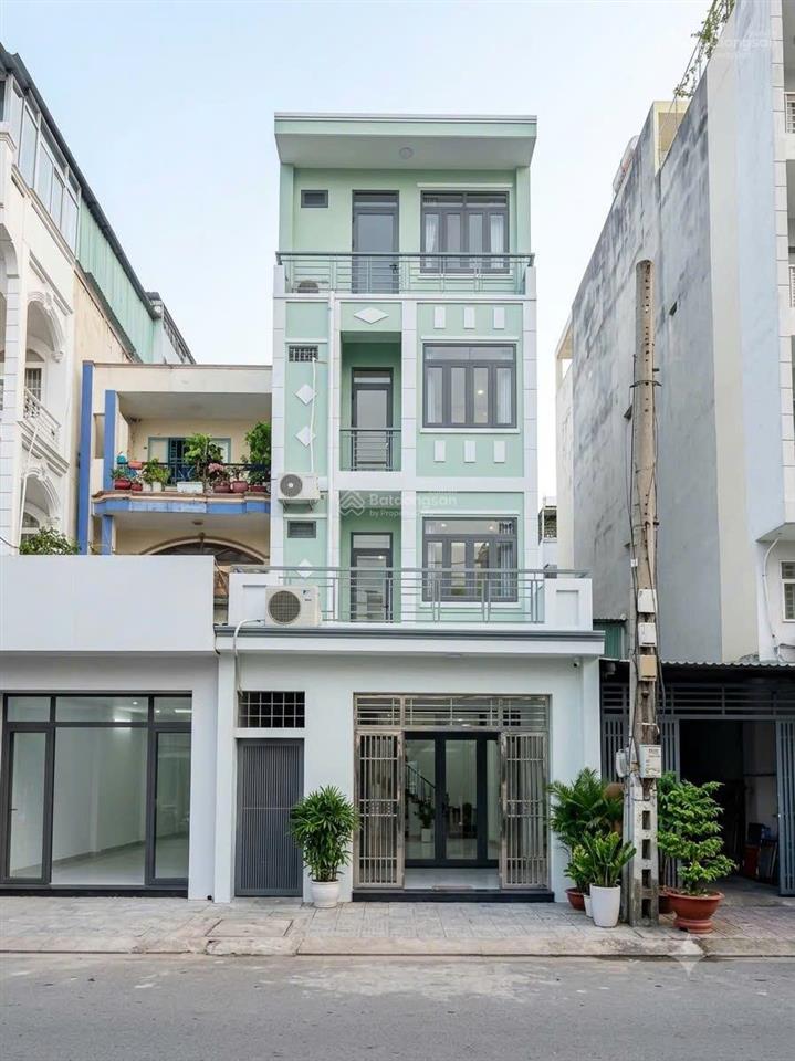 Về giá bán gấp tài sản hxh đường 3 tháng 2, p14, q10 (dt5,1x32m cn 134m2) hđt 100tr/th. giá 26tỷ