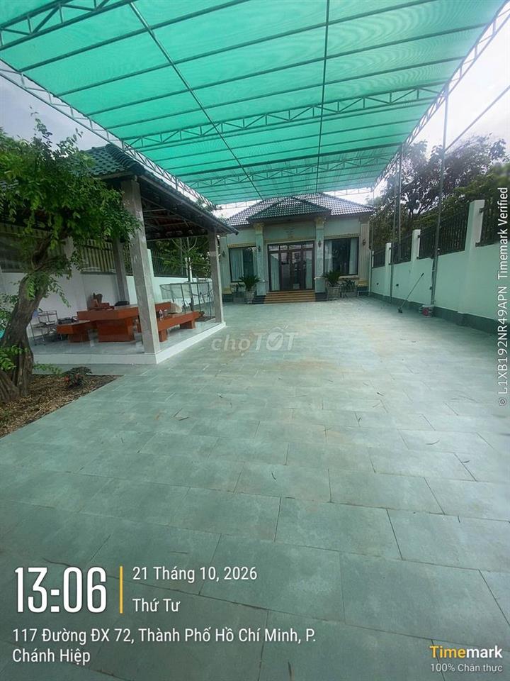 Đường DX 072 , DT 10x30 , nhà xây kiên cố rất đẹp, sổ sẵn