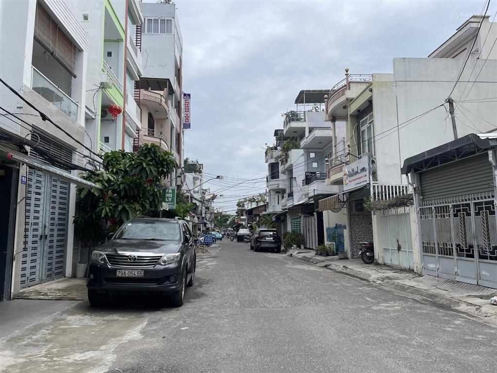 Nhà mặt tiền trương định tt nha trang thuận tiện kinh doanh cách bãi tắm biển 5p