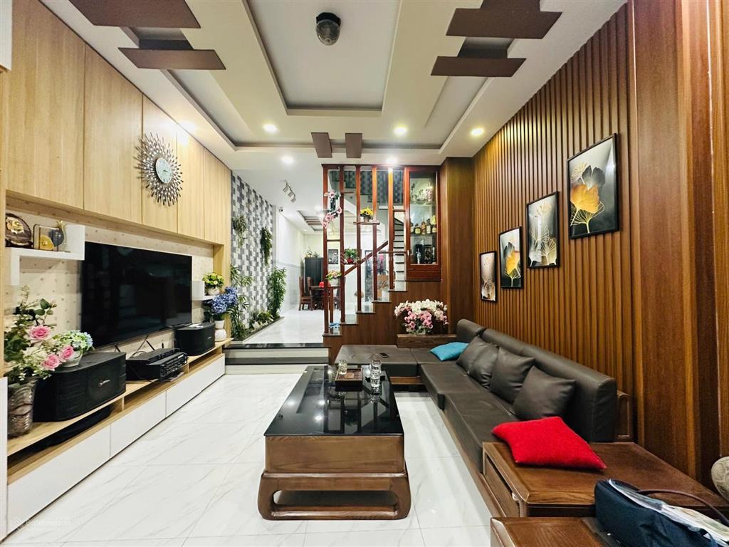 Bán nhà 4 tầng tại khu đô thị an bình tân , nha trang hướng đông nam mát mẻ gần ngay toà ct1