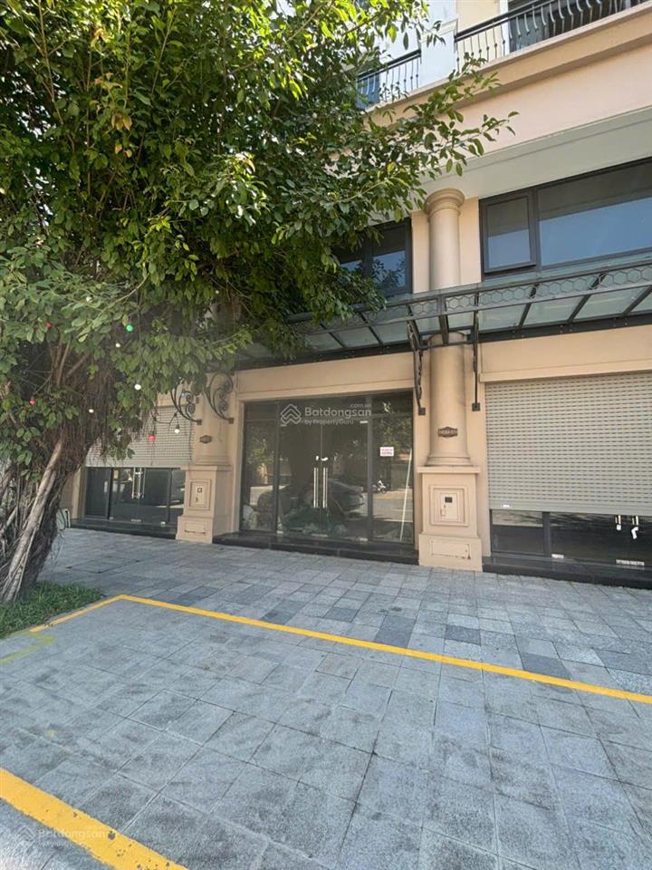 Hot hot!!! bán nhanh mặt phố đường đại dương 80m2, kinh doanh thuận lợi. giá 11 tỷ. 0917 854 ***