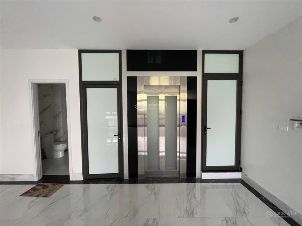 Cần tiền bán gấp căn liền kề/shophouse, hoàn thiện 5 tầng đang cho thuê sẵn dòng tiền chỉ 15 tỷ