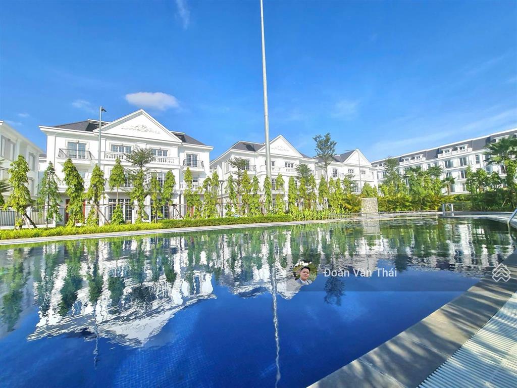 Bán căn lk phượng hoàng đỏ view công viên, hướng đn, sẵn sổ sang tên, giá tốt dự án!