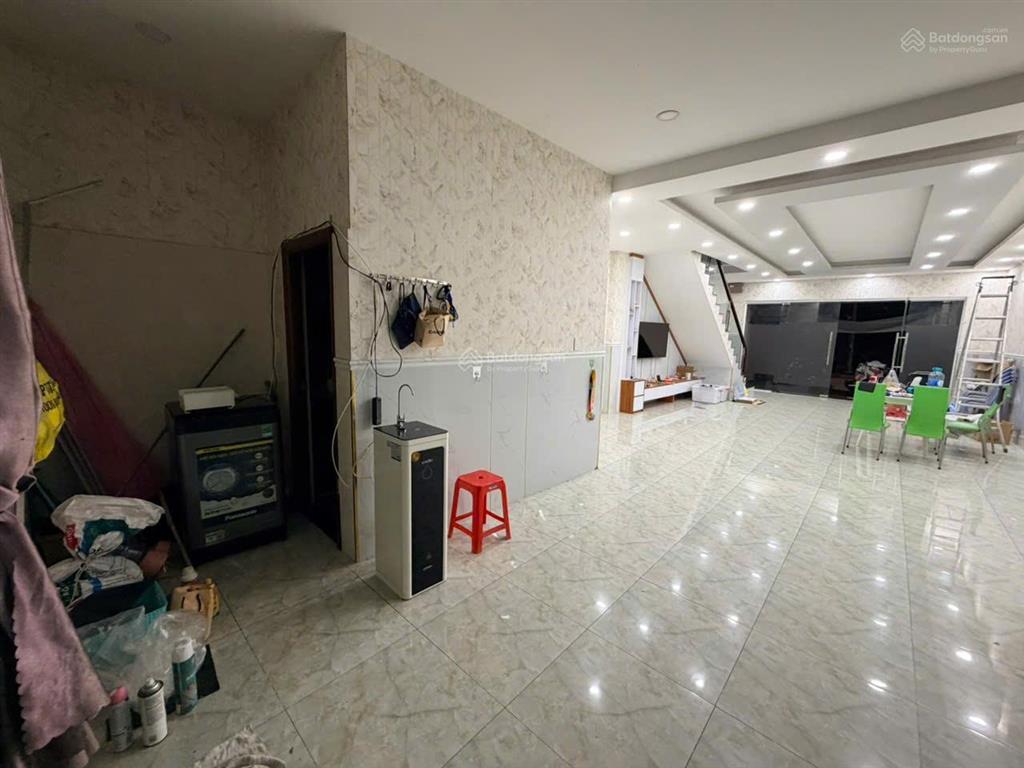 Cần bán gấp nhà oasis city đã hoàn thiện sẵn đẹp ngay trục thông đẹp dự án