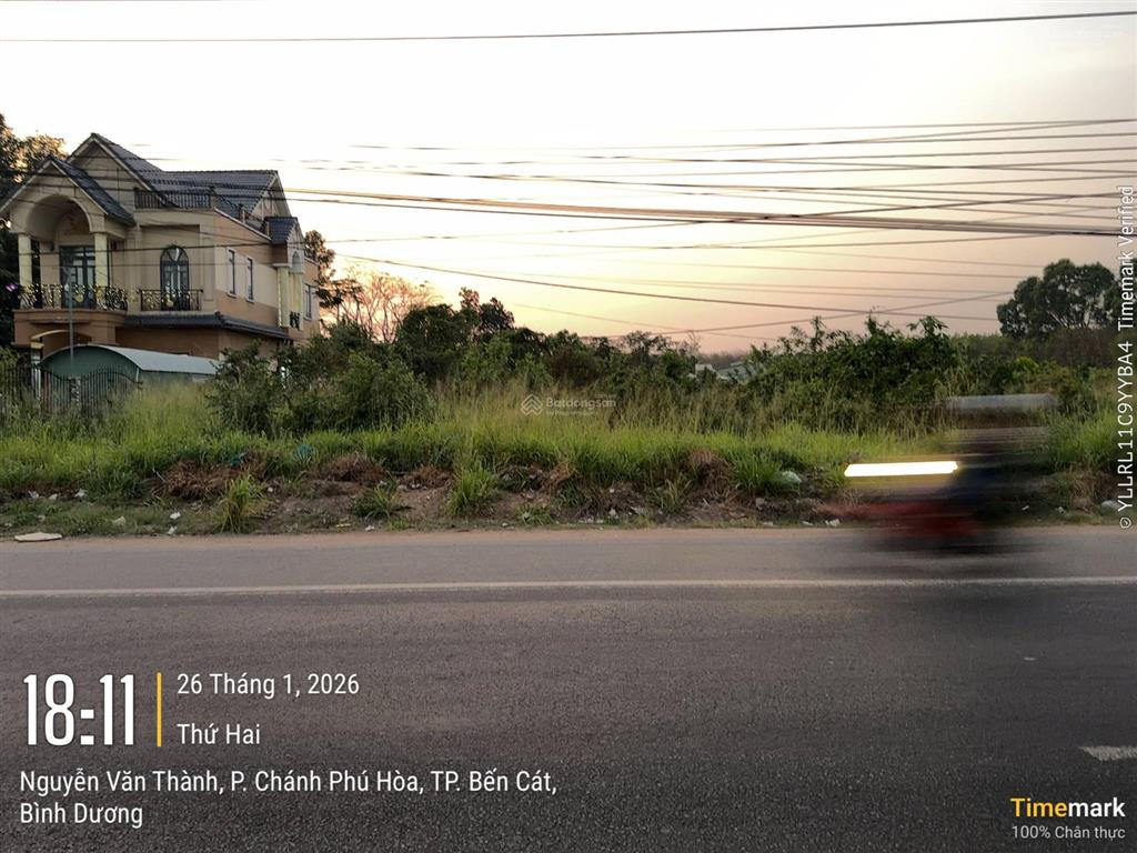 Đất đẹp vuông vức, hàng hiếm có, ngang tận 15,5m dài 47m có tất cả 300m2 thổ cư, mặt tiền đt 741