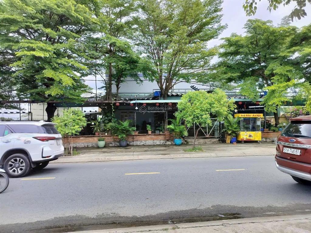 E trai bán đất 2mt trước sau song hành 22 150m2 9.5 tỷ