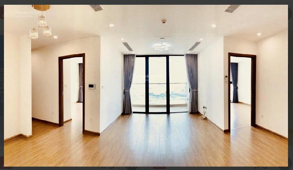 Pháp lý chuẩnccmg| 12,9 tỷ bán ngay 3pn vin skylake hướng đn view cvien và hồ điều hòa cầu giấy