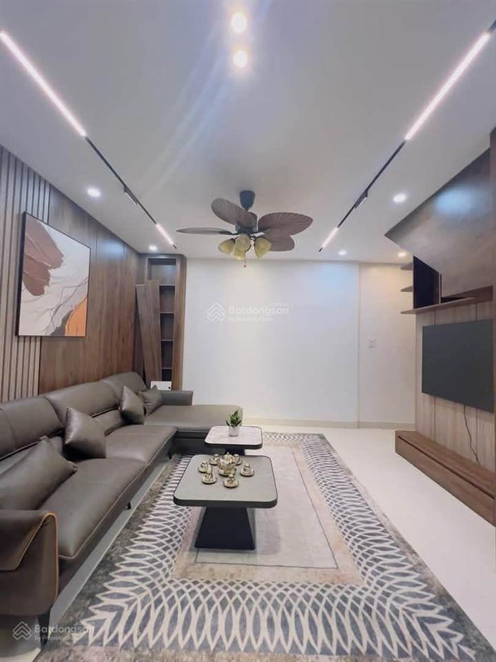 Bán nhà cầu giấy, 7,9 tỷ, 45m2, 4pn, 4wc, pháp lý đầy đủ