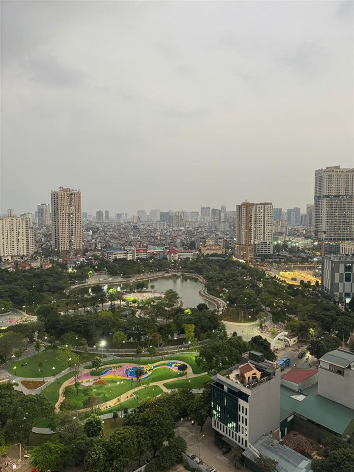 Tầng cao view trực diện công viên cầu giấy 102, căn góc đông nam 4pn, 3wc, 154m2 tại the park home