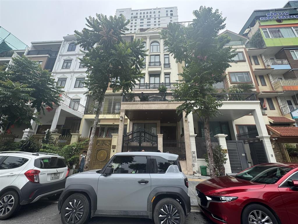 Biệt thự liền kề trần kim xuyến 80m2/39.5 tỷ mt6m đường 3 ô tô tránh qh ổn dân trí cao