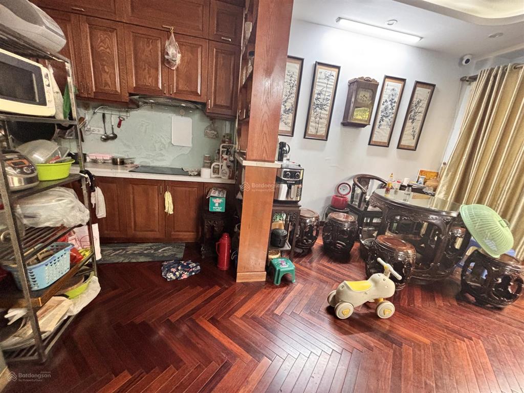 Bán nhà mặt phố trường chinh gần ngã tư sở dt42m7t thang máy, mặt tiền 6m giá 28 tỷ 2 mặt thoáng.