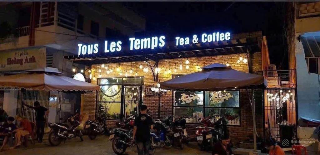 Lô đất mặt tiền đường võ trứ (ngang 10m) khu phố hàn, nha trang 200tr/m2