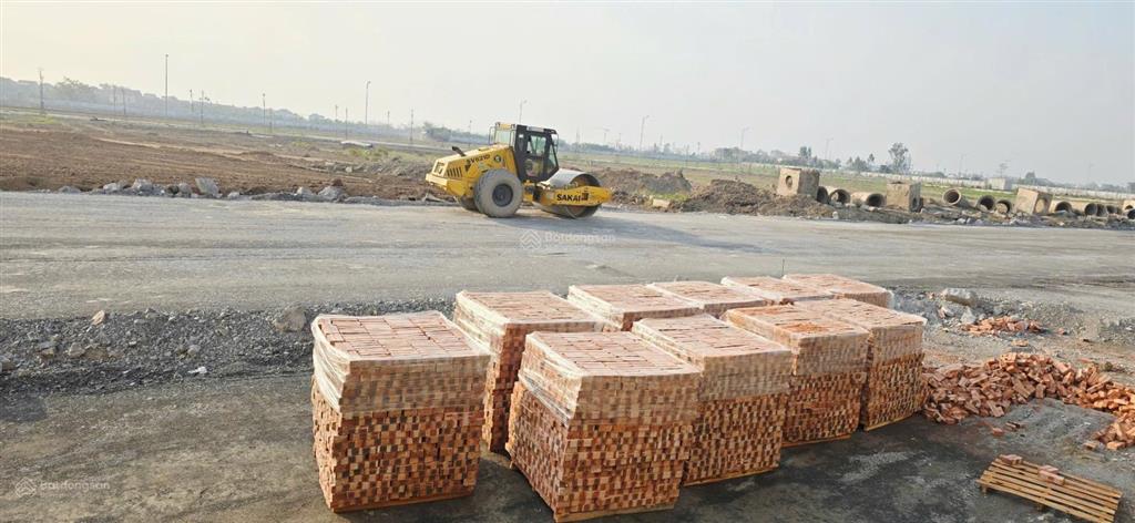 Chuyển nhượng 1 ha ha đất khu công nghiệp kim bảng hà nam giá 3.1 triệu/ m2