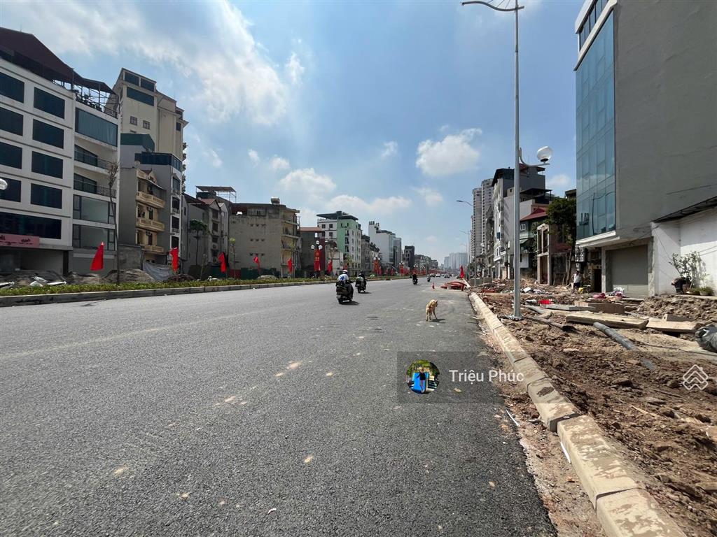 Bán đất mặt đường vành đai 2.5 ngã tư nguyễn văn huyên, cầu giấy | 110m², mặt tiền 9m, giá 60 tỷ