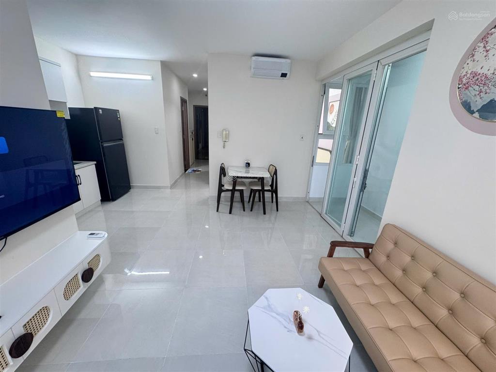Chung cư khuông việt 50m2, 1 phòng ngủ tặng nội thất cao cấp cần bán gấp có sổ hồng sẵn.