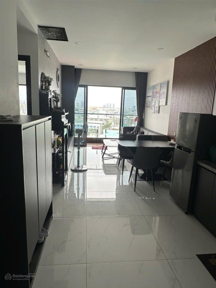 Cần bán căn hộ resgreen, tân phú, 60m2, 2pn,2wc, sổ hồng, lầu trung, giá 4,6 tỷ, 0976 028 ***