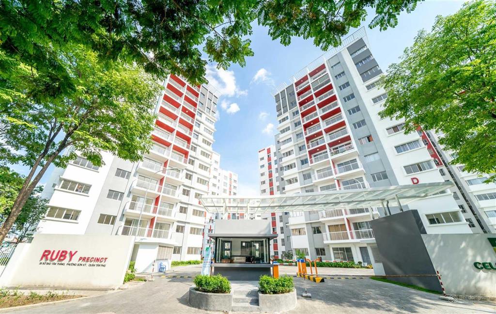 Căn hộ cc 2pn, 2wc tại ruby celadon city, 3,9 tỷ, 70m2, hàng hot!