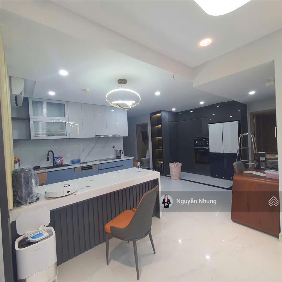Cần bán căn biệt thự trên không dt 190 m2 thiết kế 3pn + 2 wc có gaga riêng có đường cho xe ôtô