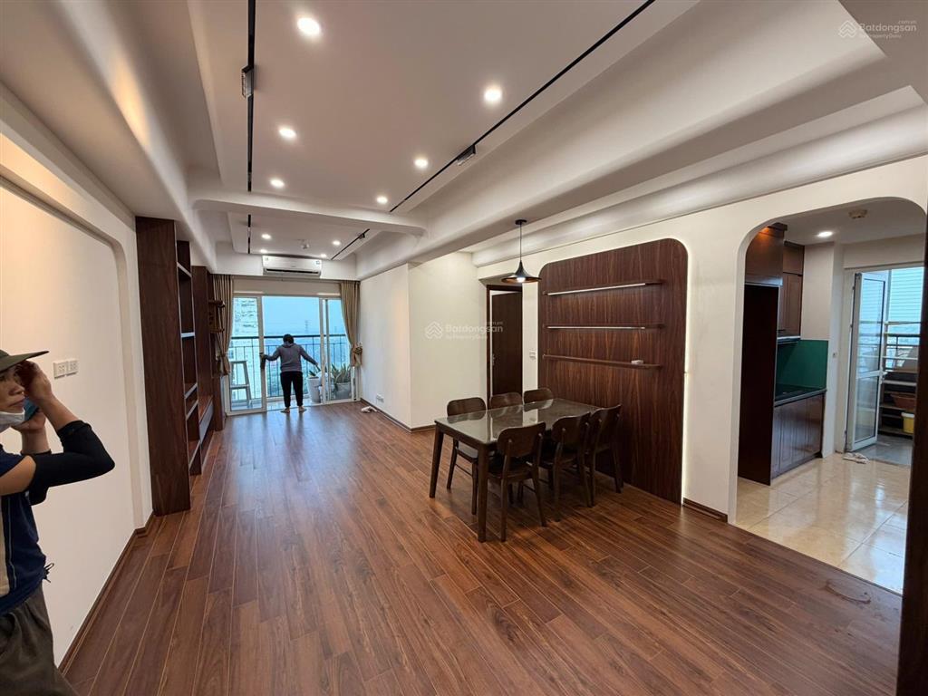 Căn đẹp tòa south building pháp vân 78m2 2 ngủ + 3 ban công hướng nam và đn 5,2 tỷ